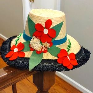 ADORABLE floral Vintage straw hat